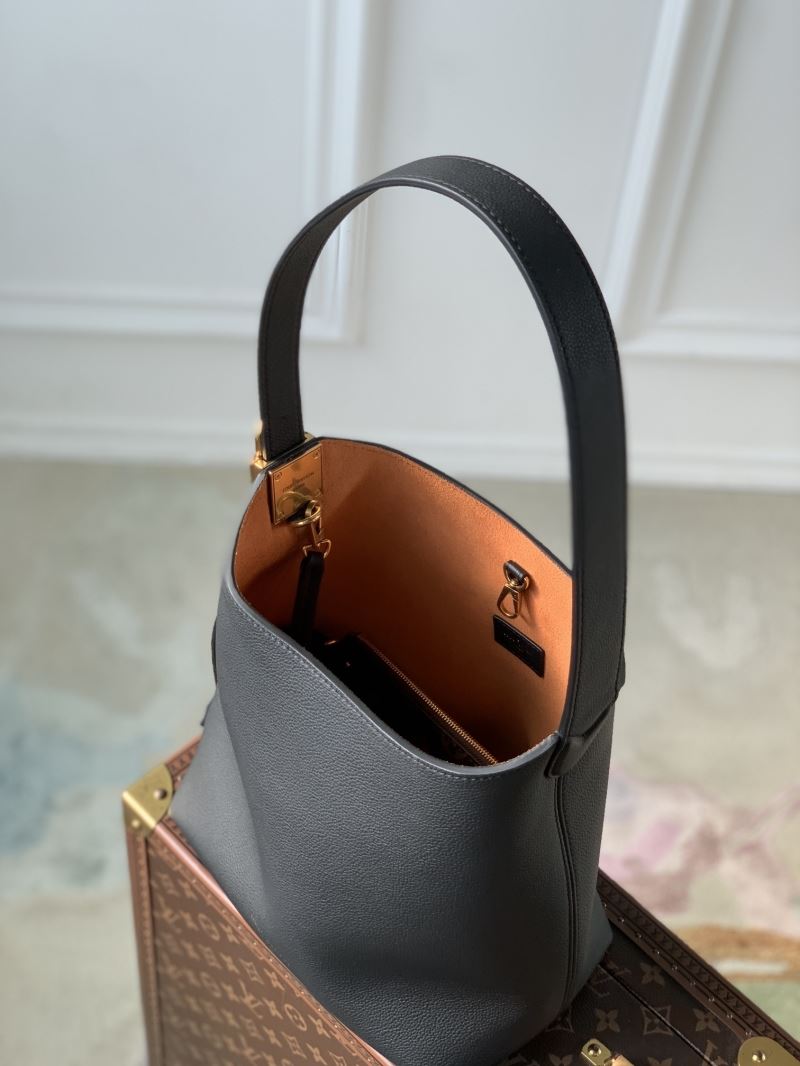 LV Hobo Bags